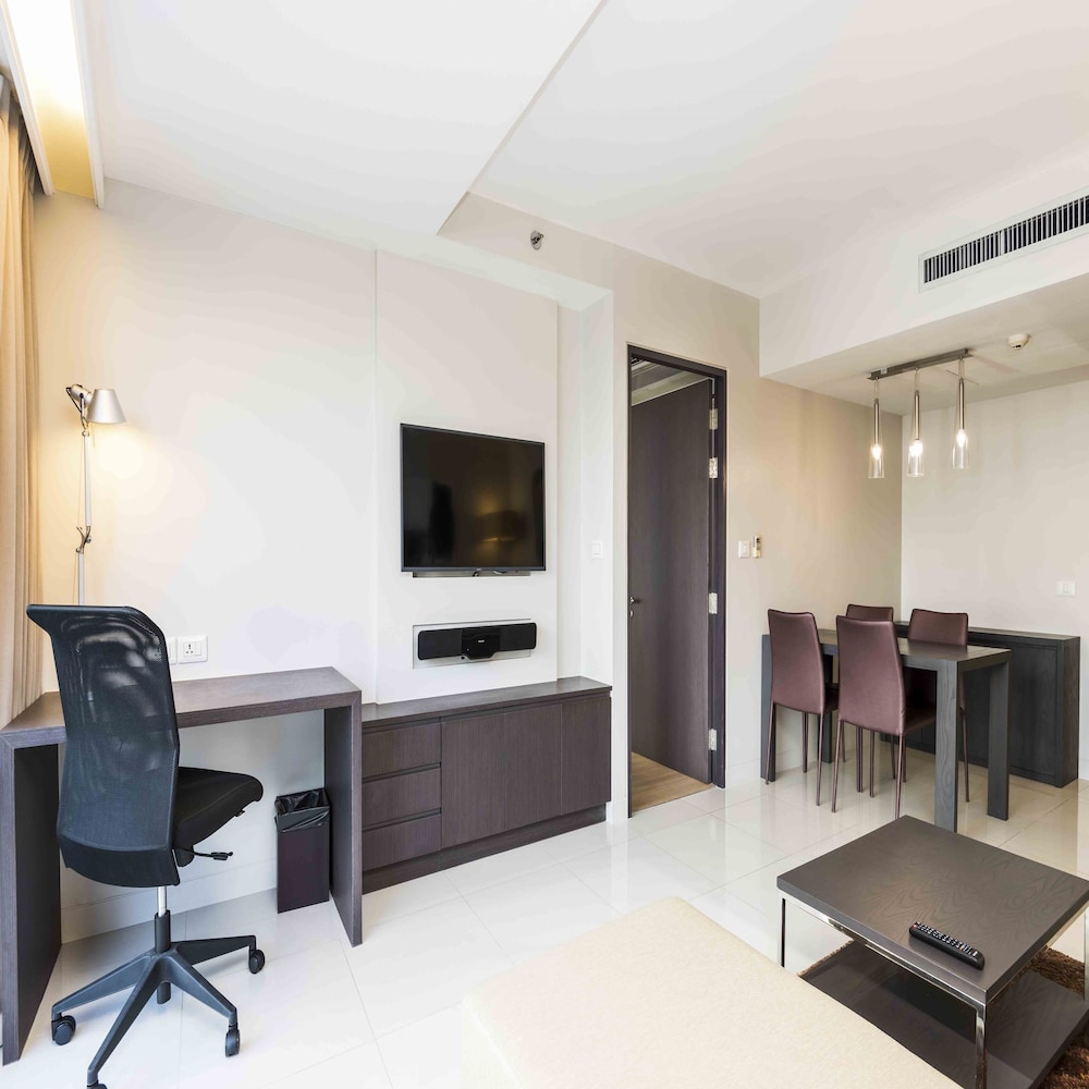 One Bedroom Grand Deluxe photo 3