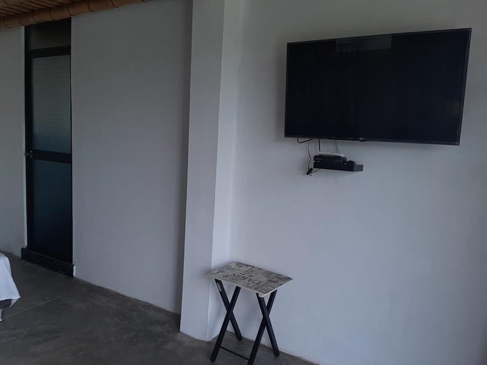 Family Room photo 3