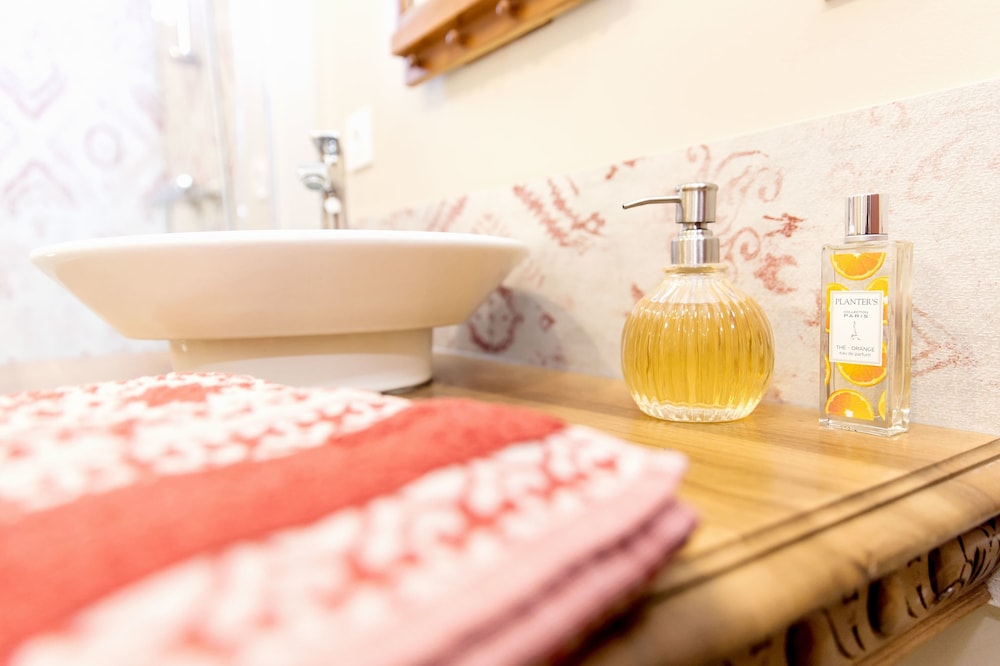 Superior Suite, Private Bathroom, Garden View (La chambre de Jeanne) photo 2