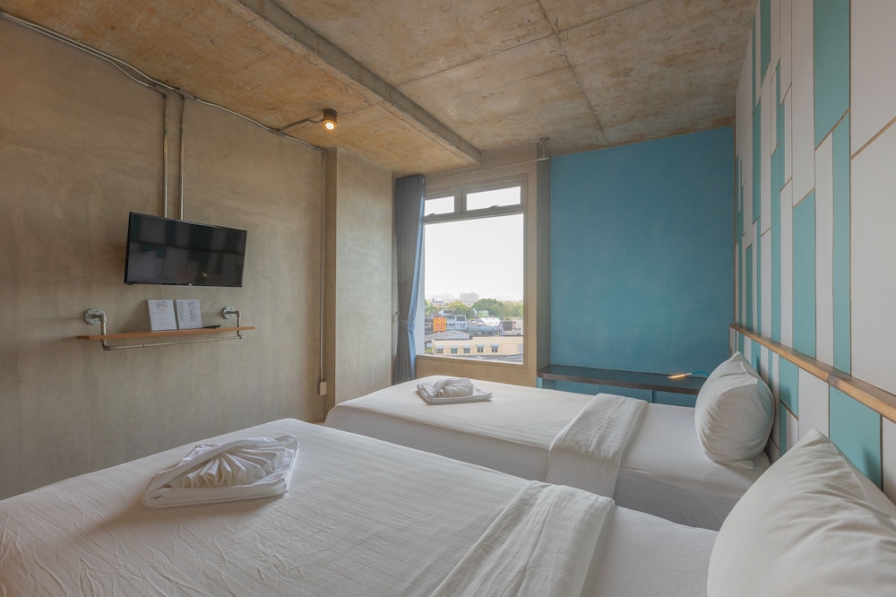 Deluxe Twin Room - Photo 3