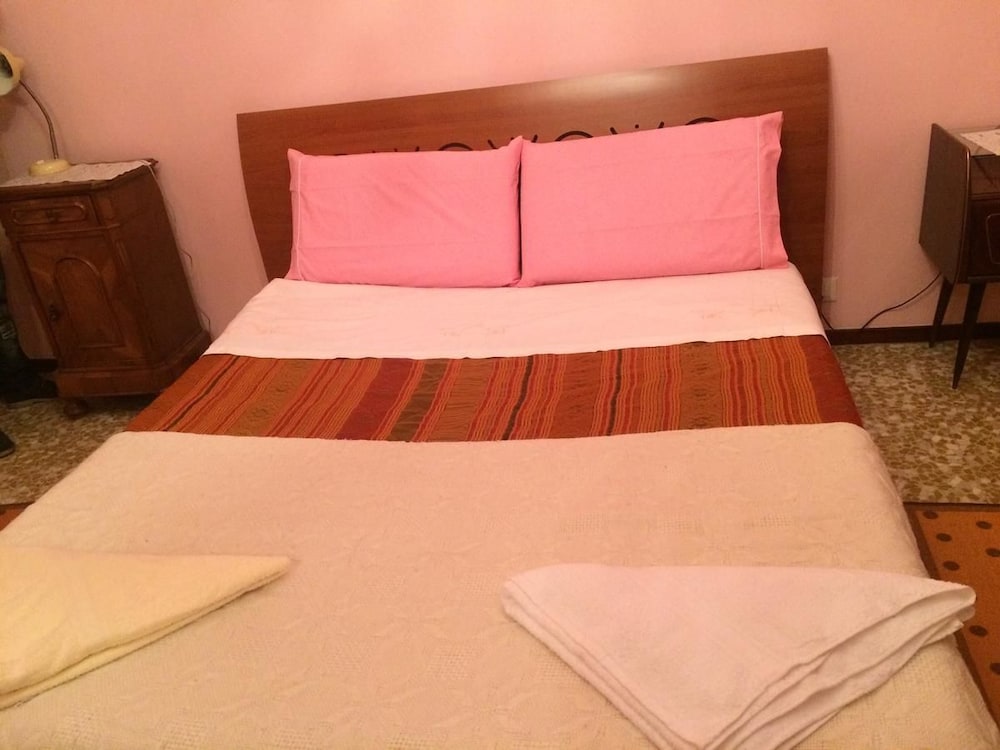 Quadruple Room, Shared Bathroom