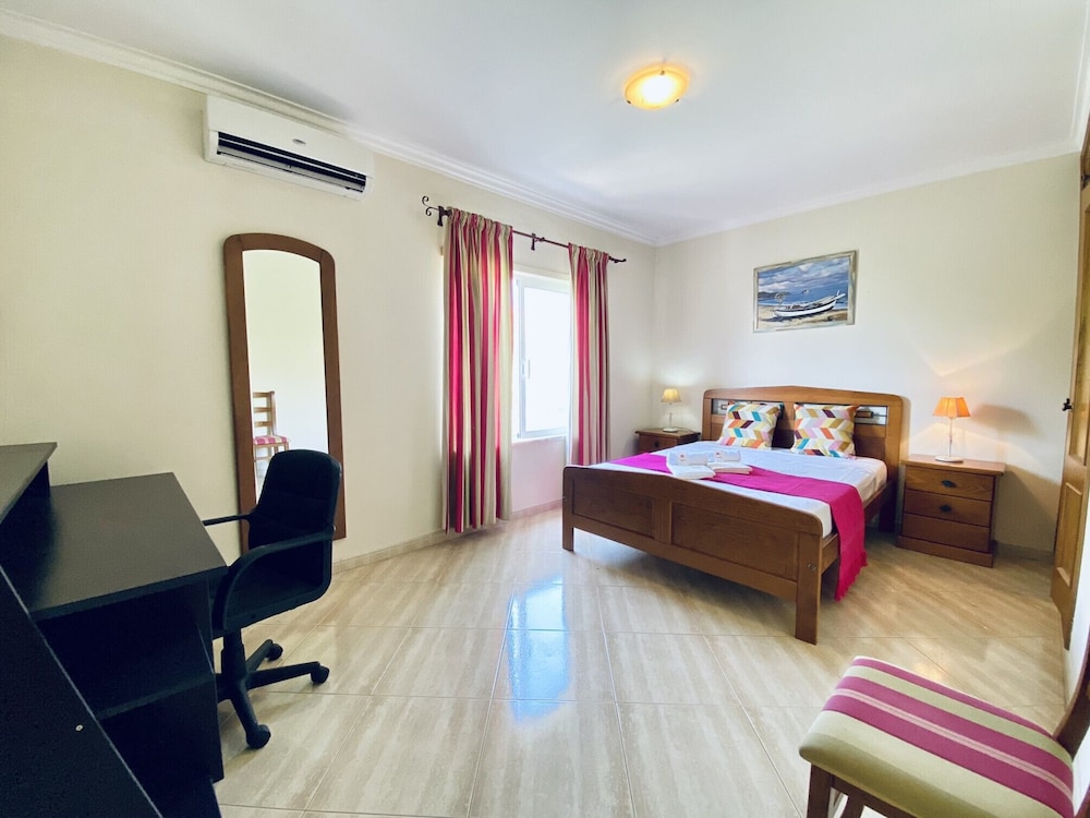 Apartment, 2 Bedrooms, Terrace photo 2