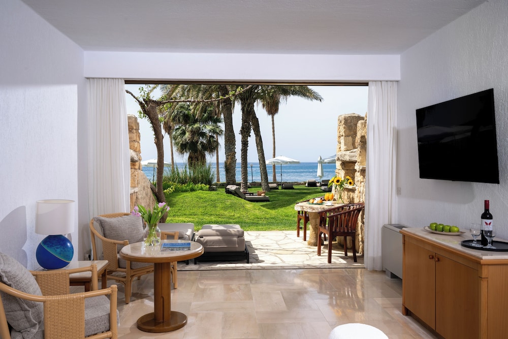 Executive Beach Suite - Photo 8