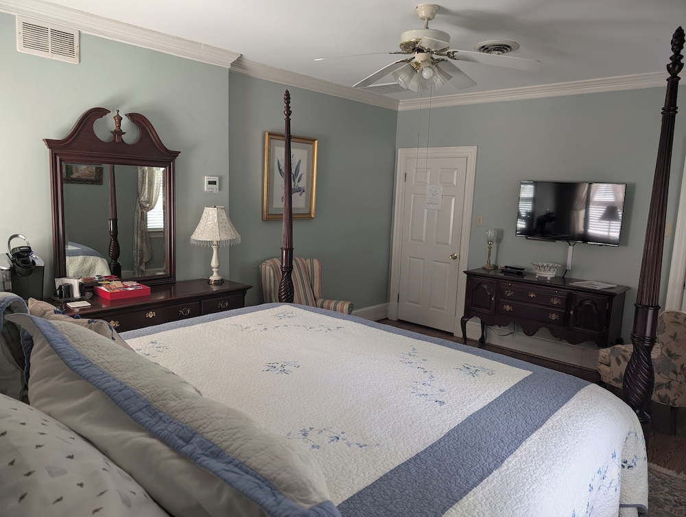 Double Room, Ensuite (Virginia Page) photo 3