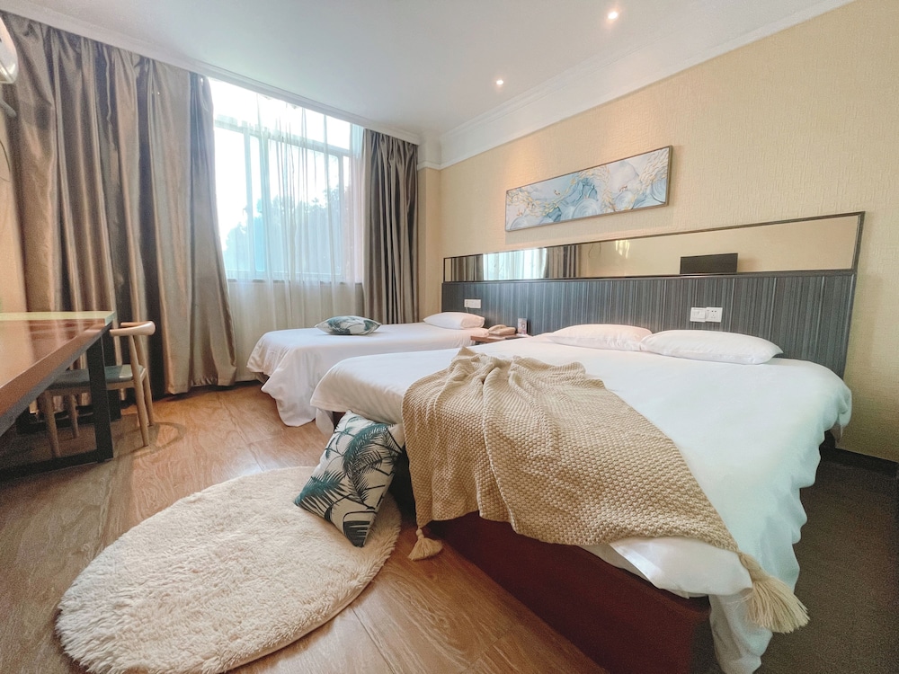Comfort Triple Room photo 3
