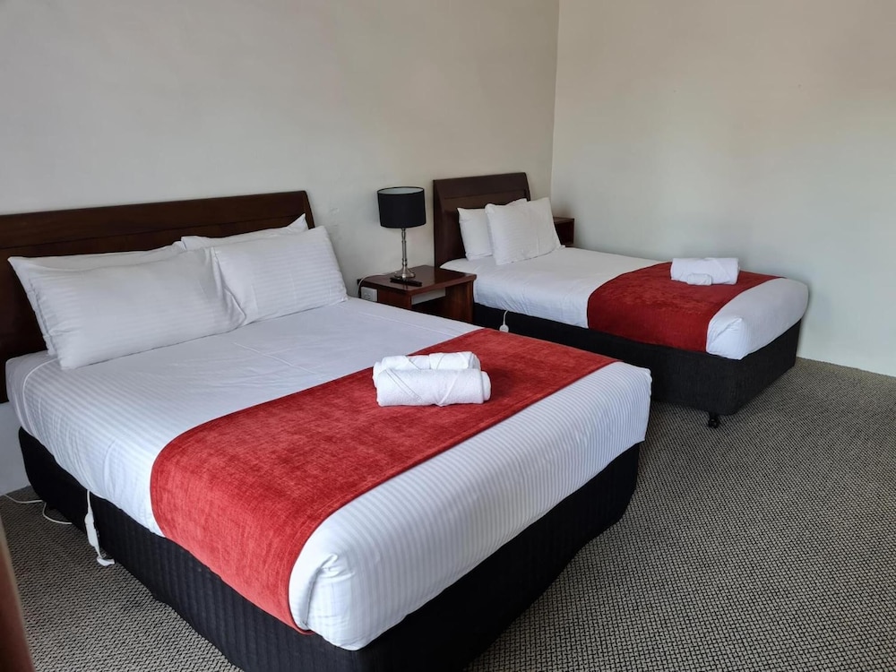 Standard Twin Room photo 2