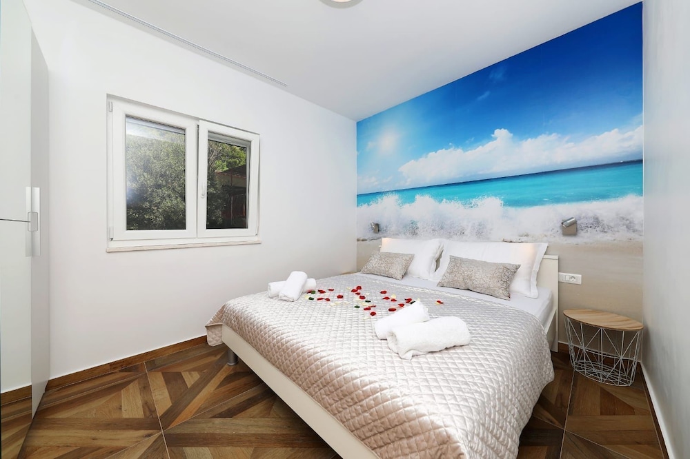 Apartment (A1)