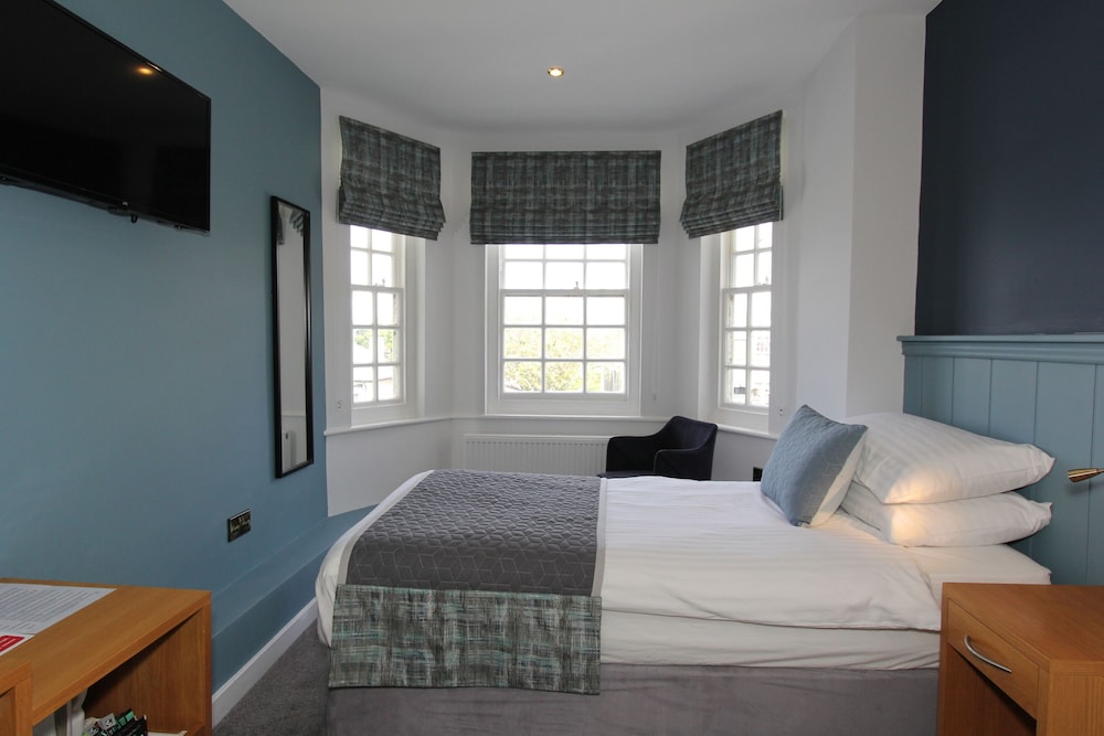 Single Room, Ensuite photo 3