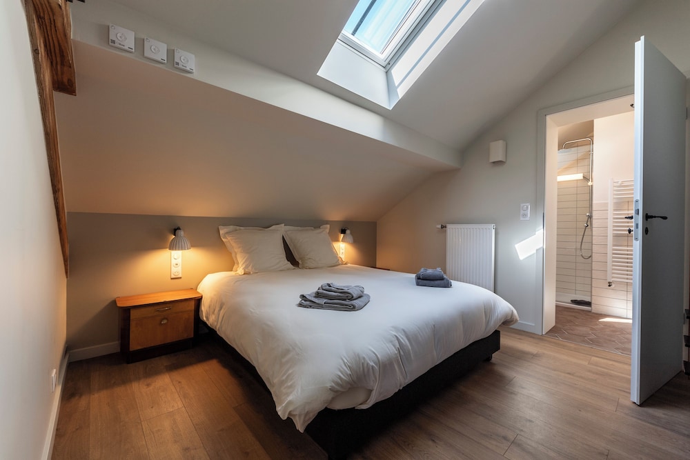 Comfort Suite photo 2