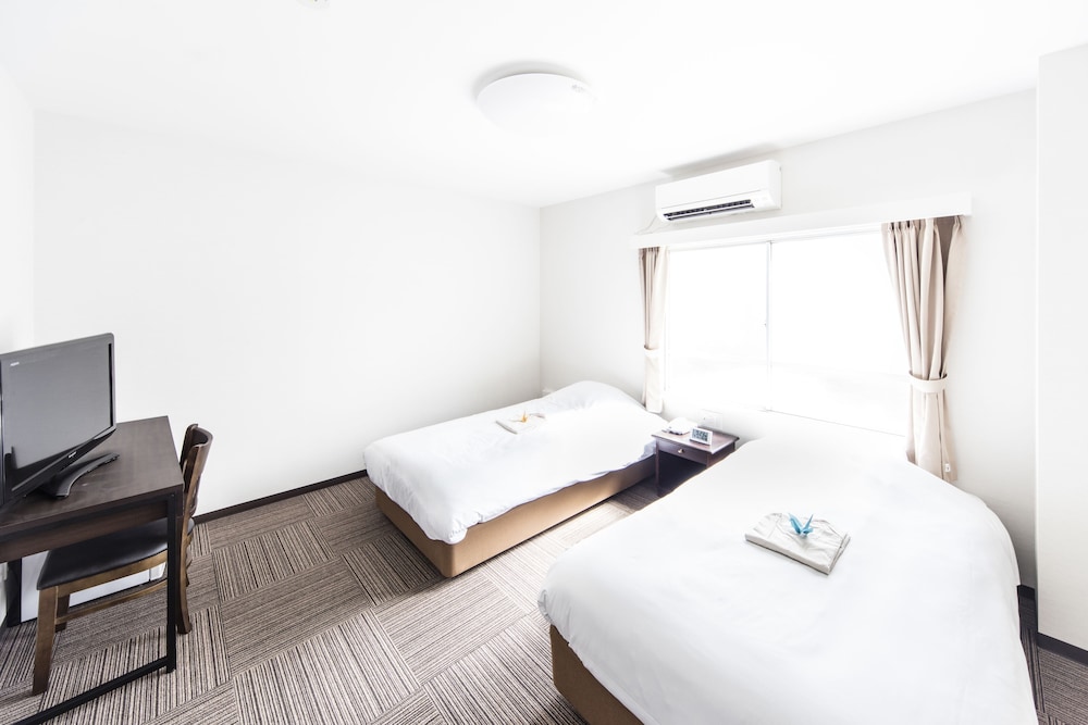 Standard Twin Room photo 3