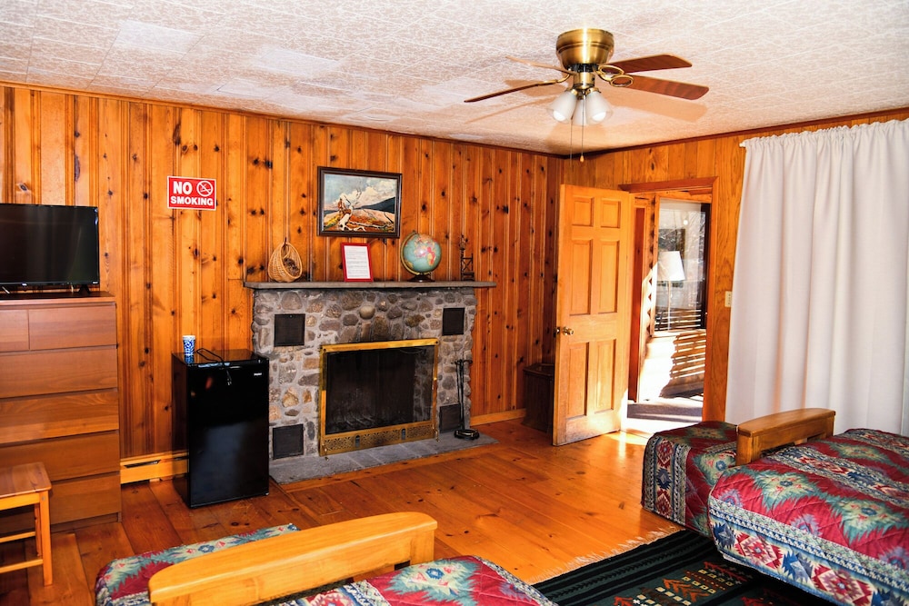 Family Suite, Fireplace photo 3