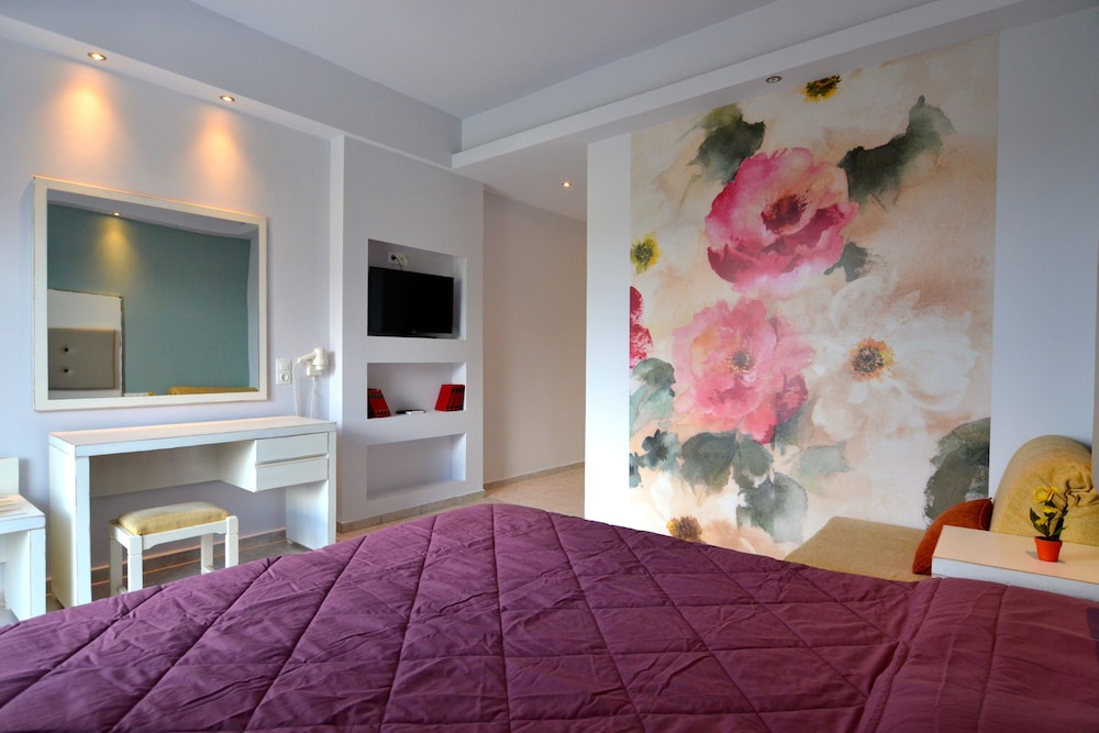 Classic Double Room, Garden View