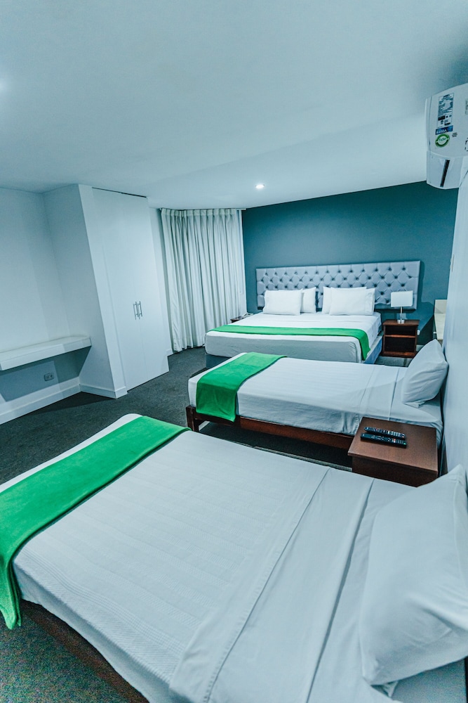 Quadruple Room photo 2