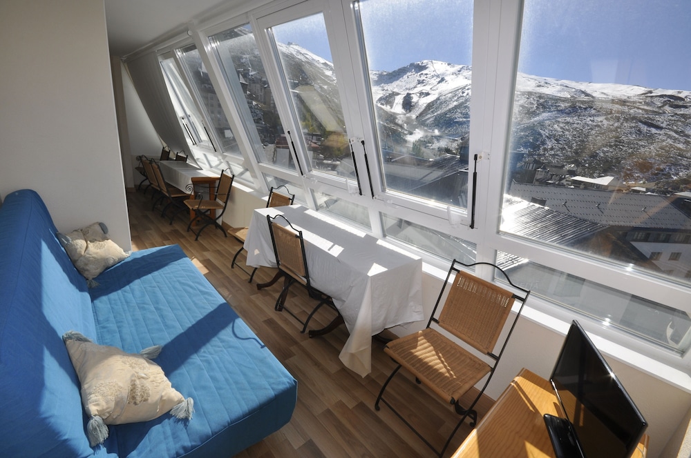 Exclusive Apartment, 2 Bedrooms photo 2