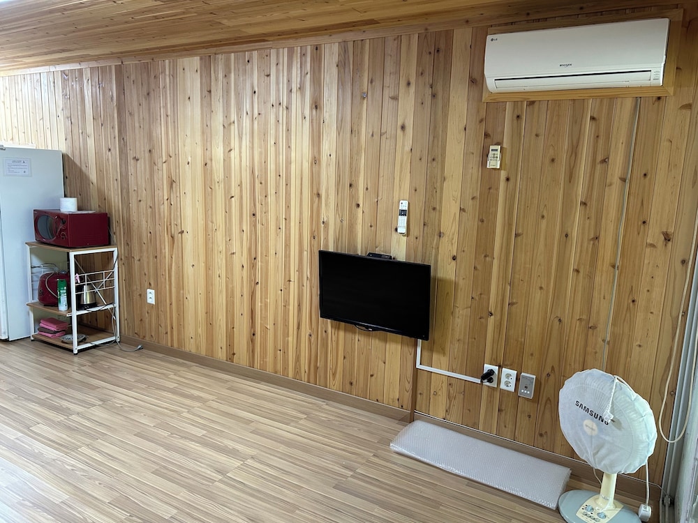 Basic Room photo 1