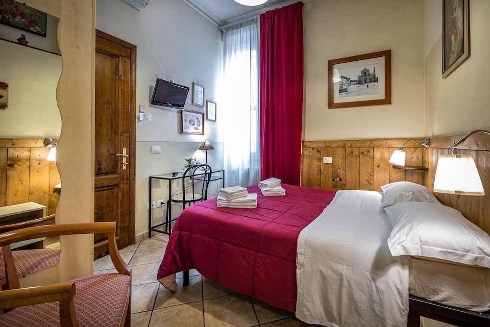 Double Room (small) photo 2