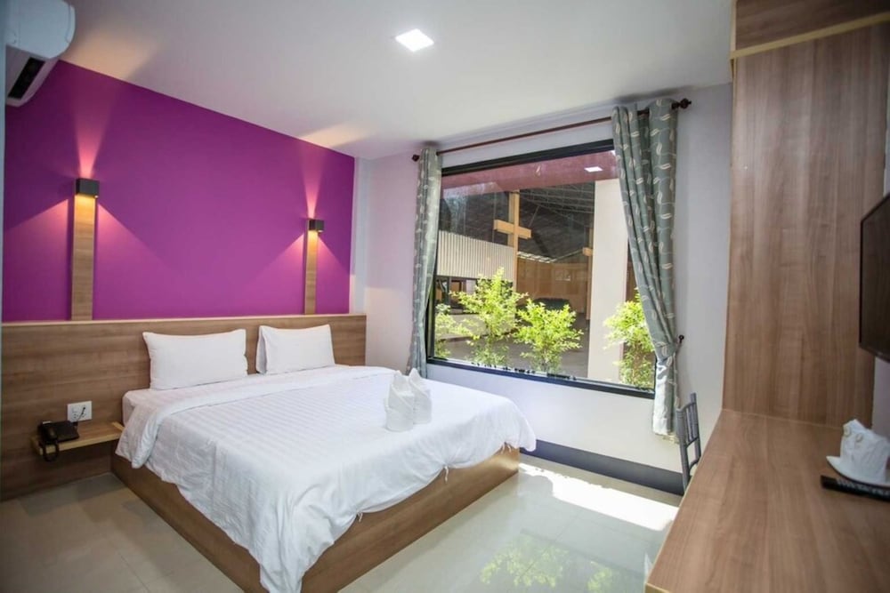 Deluxe Double Room - Photo 1