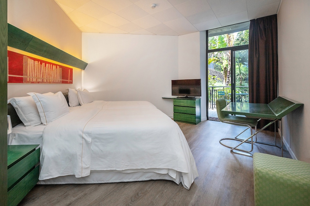 Classic Suite, 1 Bedroom, Balcony photo 1