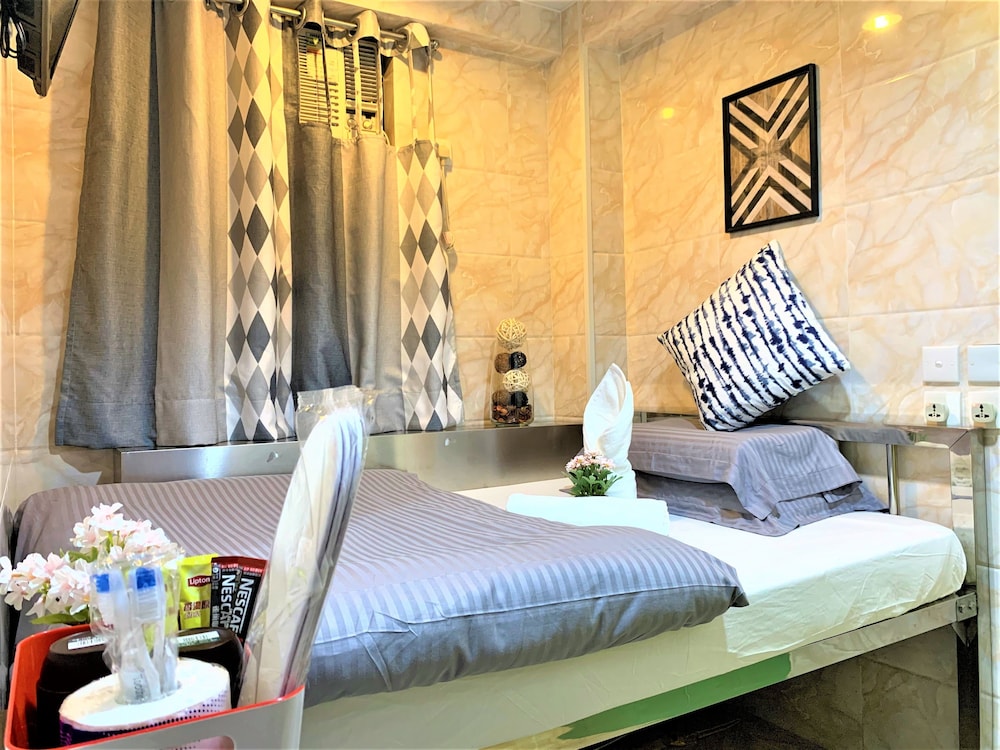 Double Room - Day Use, Max 2 Hours Between 12:00 PM and 2:00 PM