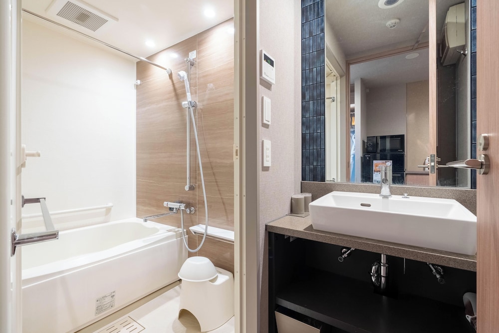 Superior Quadruple Room photo 2