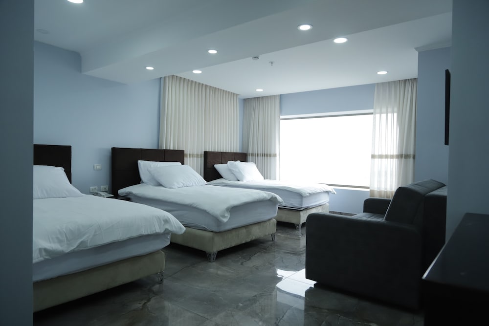 Premium Triple Room - Photo 6