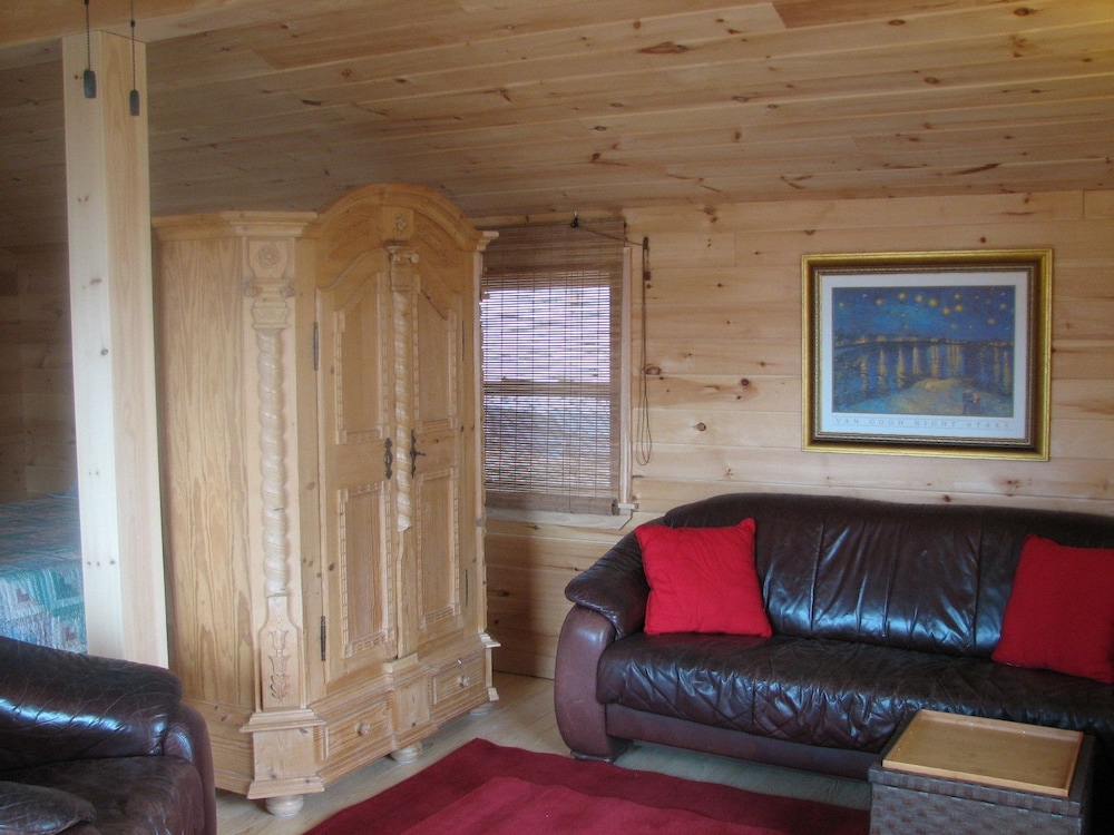 Romantic Chalet, 1 Bedroom, Ocean View, Oceanfront photo 3