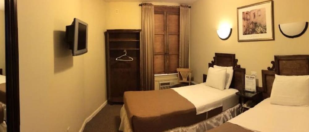 1 Suite photo 1