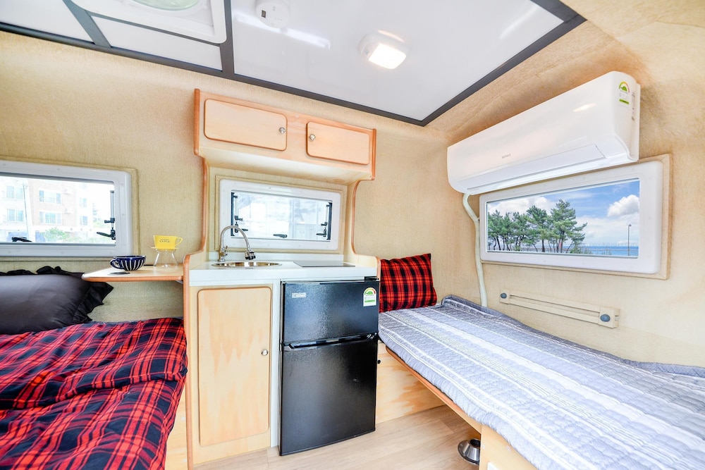 Basic Room, 1 Bedroom (Mini Caravan 1) photo 1