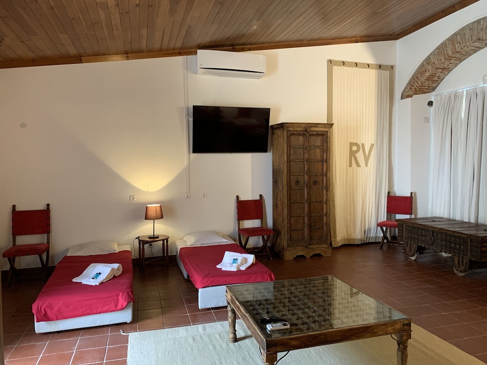 Luxury Room photo 3