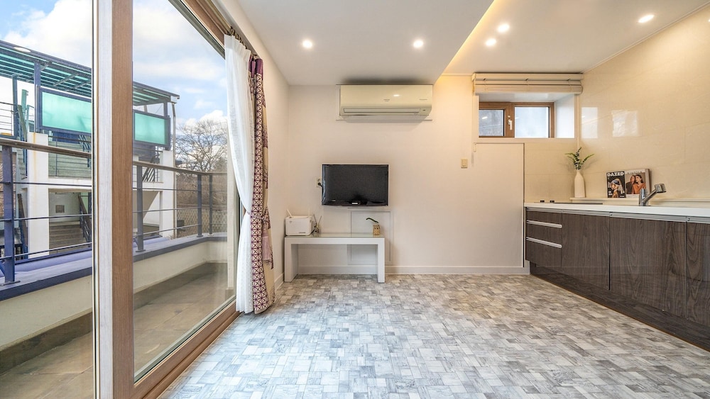 Basic Room, 1 Bedroom (B-203호(SPA)) - Photo 4