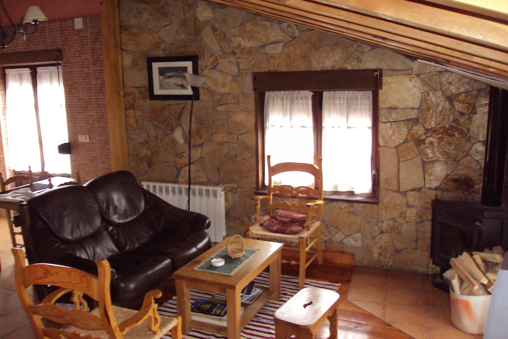 House, 1 Bedroom, Mountain View photo 3