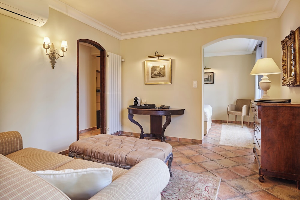 Junior Suite, 1 King Bed, Balcony, Valley View (Twin bed on request;with Sofabed) photo 3