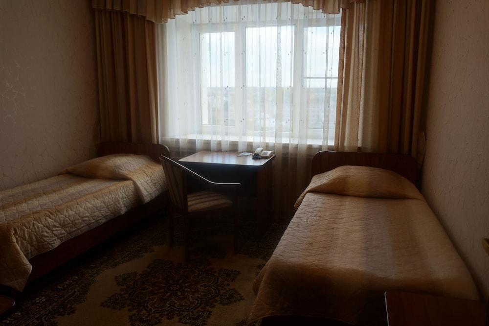 Standard Twin Room photo 2