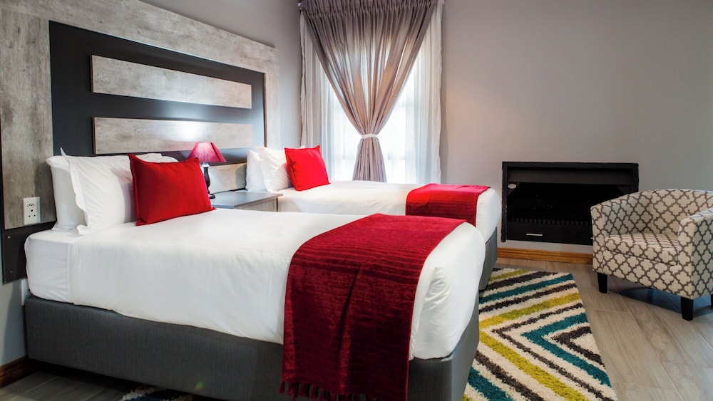 Luxury Twin Room