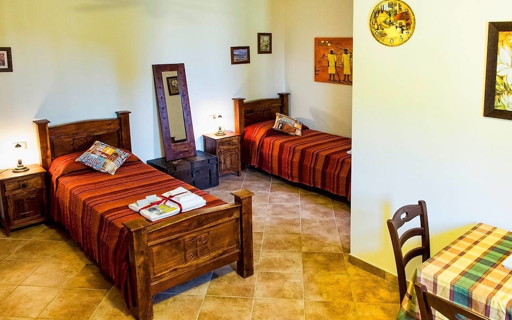Twin Room, Garden View (Stanza dei Frati) photo 2
