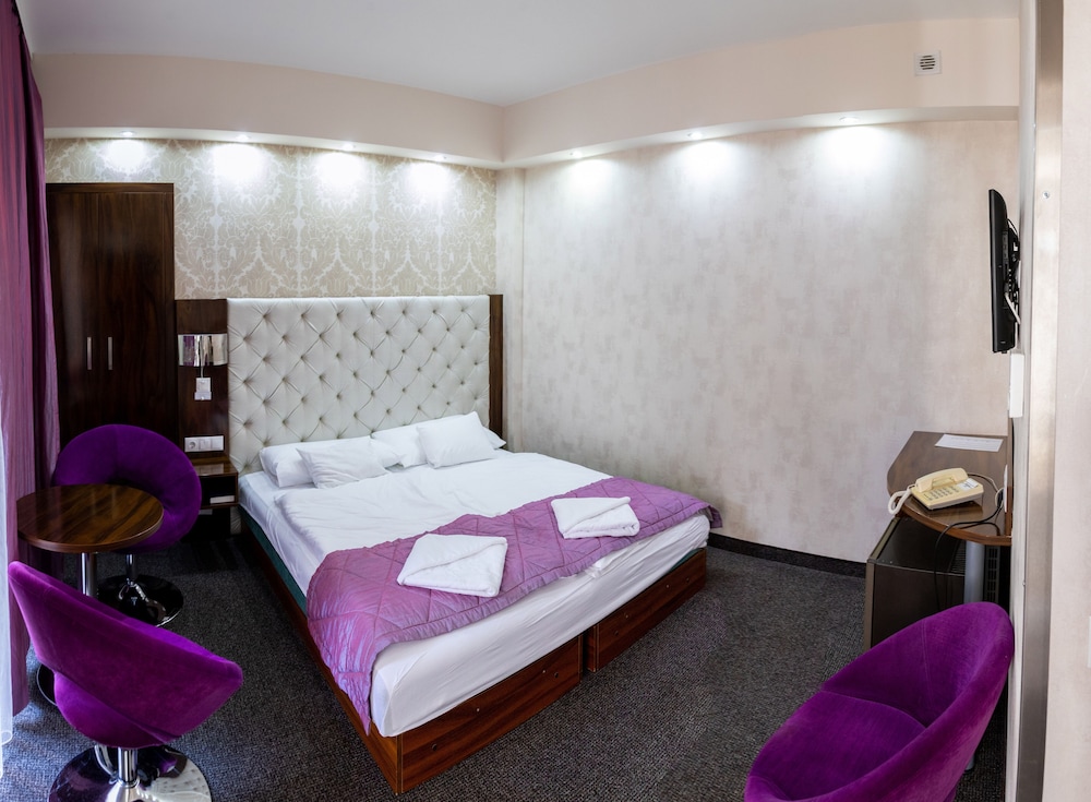 Superior Double or Twin Room - Photo 4