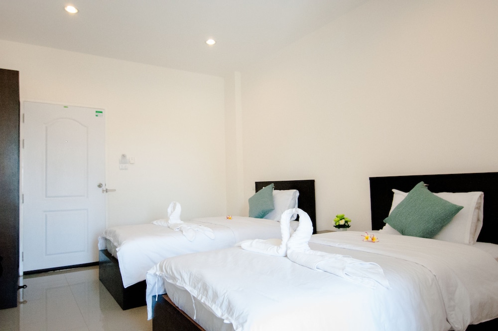 Standard Twin Room photo 2