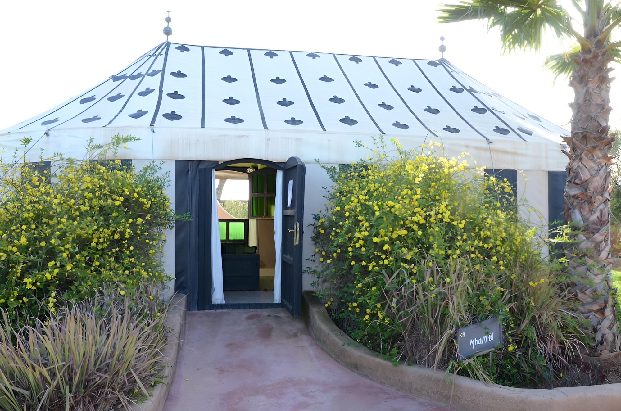 Family Tent, Multiple Beds (Tente caidale pour cinq ) photo 3