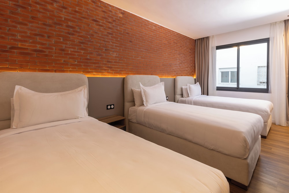Standard Triple Room photo 2