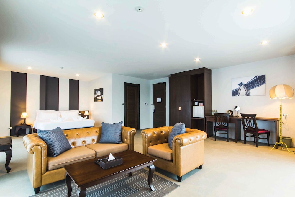 Studio Deluxe Panorama River Kwai View with Shower photo 3