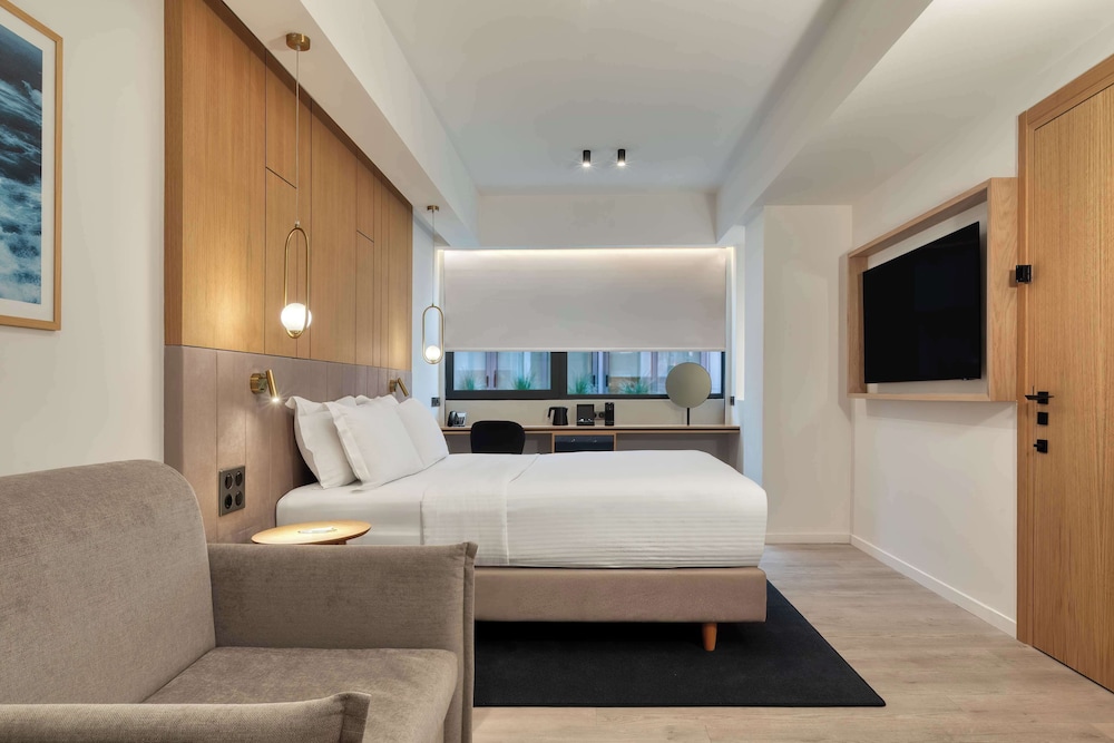 Deluxe Room, 1 Queen Bed