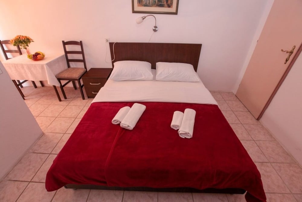 Studio (Ruz - Near Beach - 6 - Sa 104(2))