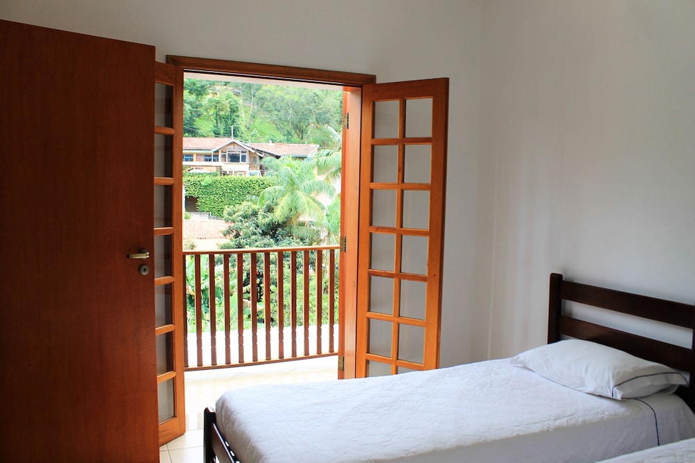 Traditional Quadruple Room photo 2
