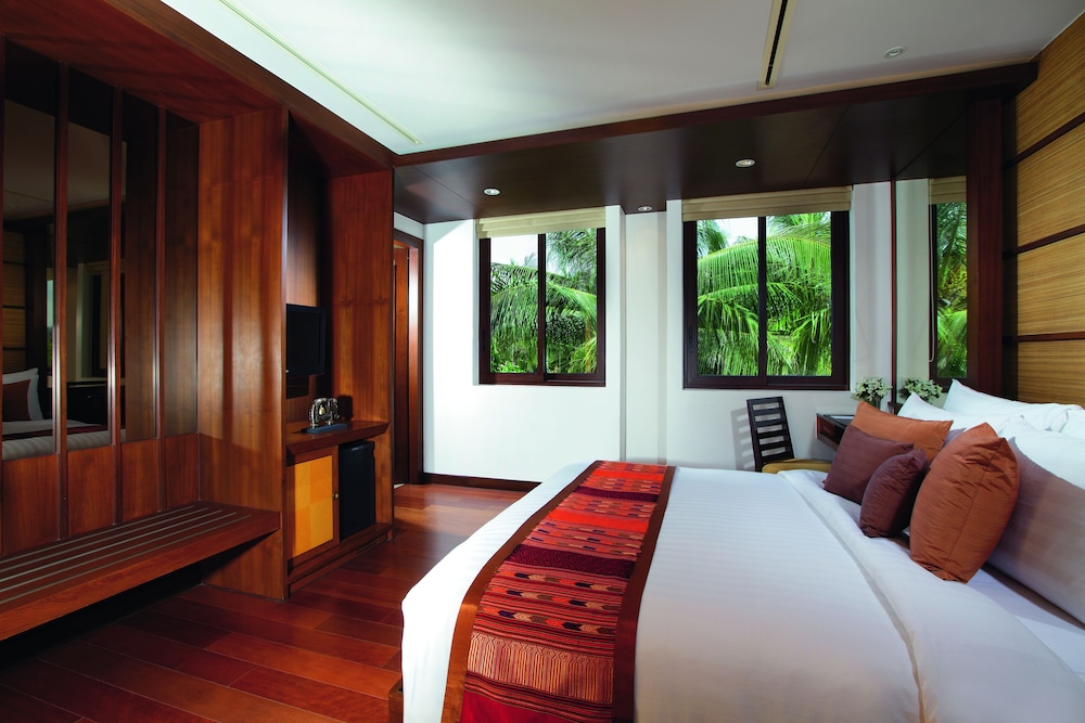 Classic Room, 1 King Bed - Photo 1