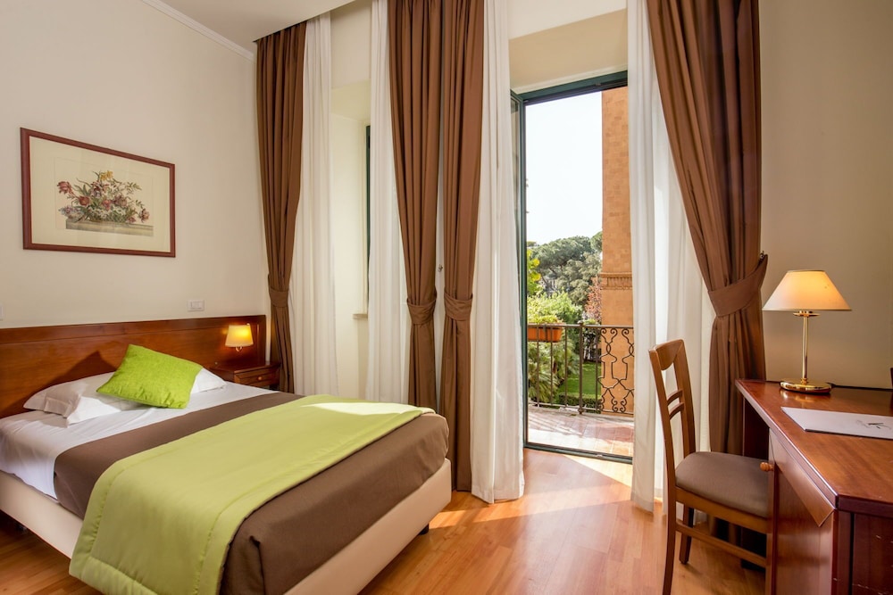 Classic Single Room