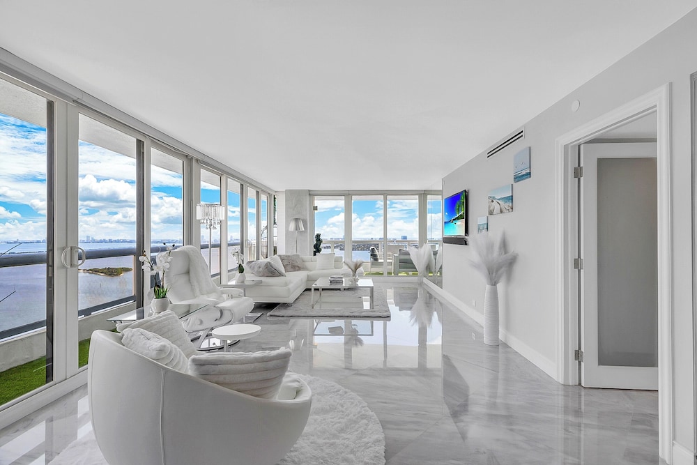 Penthouse, 2 Bedrooms