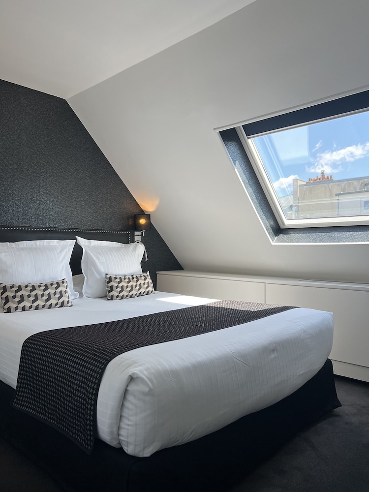 Standard Double Room photo 3