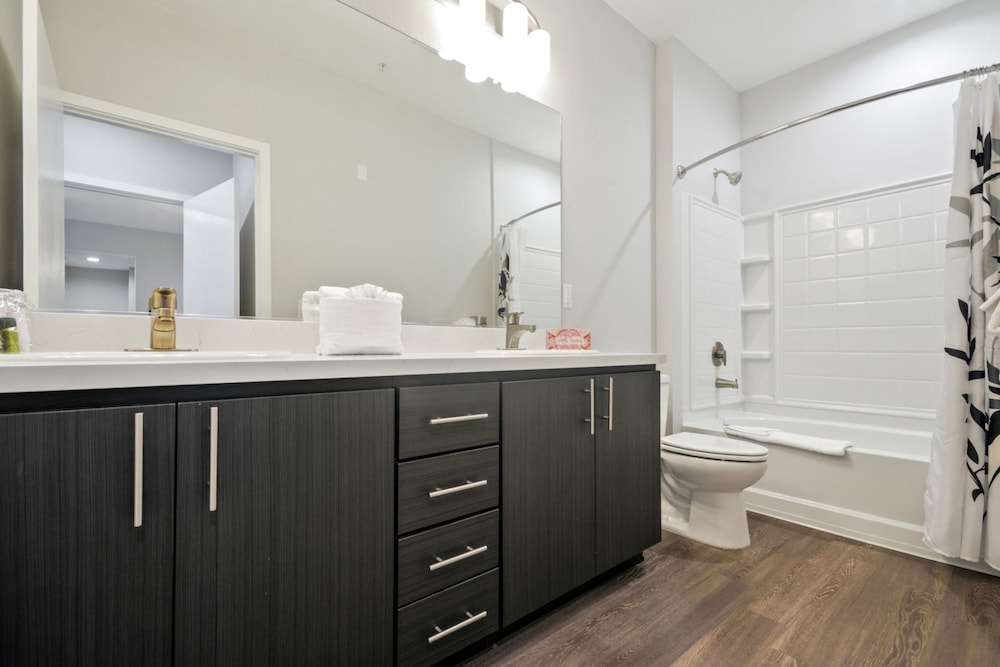 Luxury Apartment, 2 Bedrooms photo 3