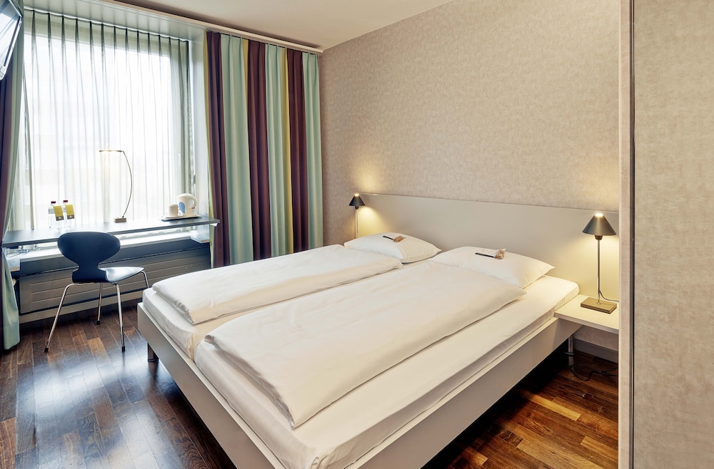 Standard Double Room - Photo 1