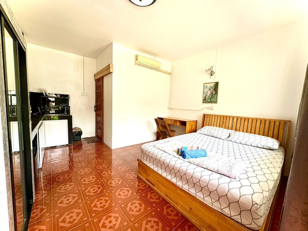 Deluxe Bungalow Double Bed photo 3